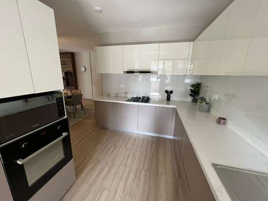 3 Bed Apartment with En Suite at Ring Road image 5