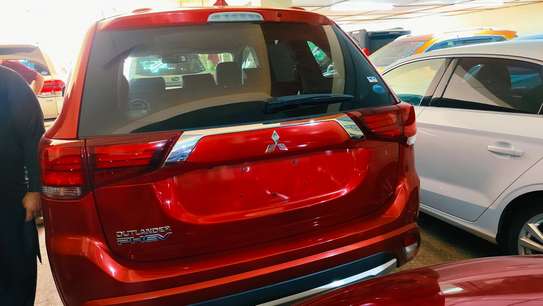 Mitsubishi outlander PHEV hybrid red 2017 image 9