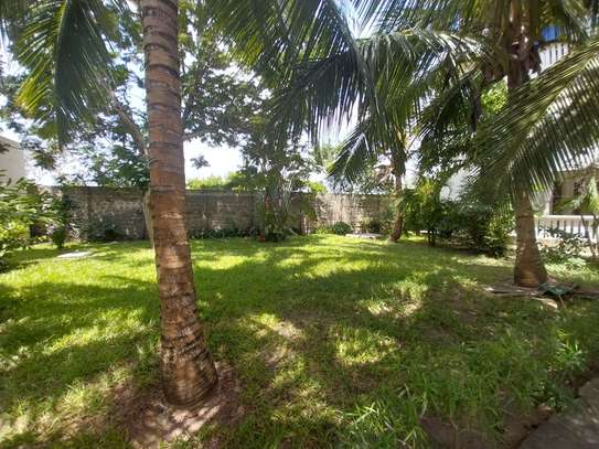 Furnished 2 Bed Apartment with En Suite at Diani Beach Road image 12