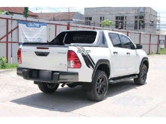 TOYOTA HILUX DOUBLE CUBIN NEW IMPORT. image 7