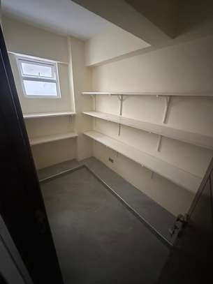 3 Bed Apartment with En Suite in Lavington image 5