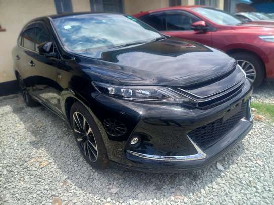 TOYOTA HARRIER GS NEW IMPORT. image 1