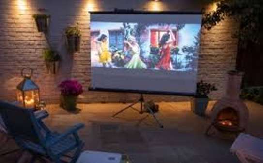 TRIPOD PROJECTION SCREEN FOR HIRE 96*96" image 1