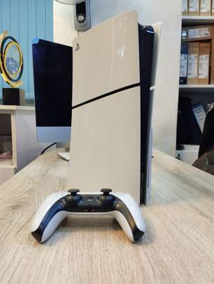 PS5 Console Slim Standard Disc Edition image 1
