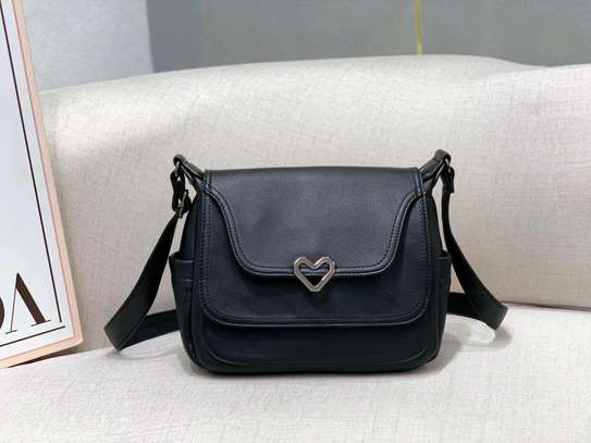 BR11 Faux Leather Crossbody Bag with Heart Clasp image 5