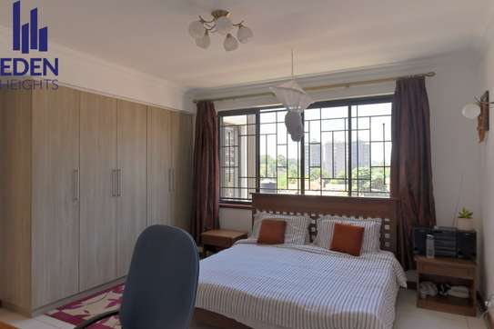 4 Bed Apartment with En Suite in General Mathenge image 7