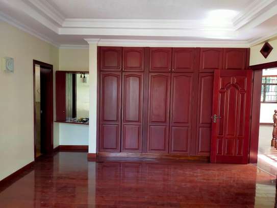 6 bedroom house for rent in Thigiri image 17
