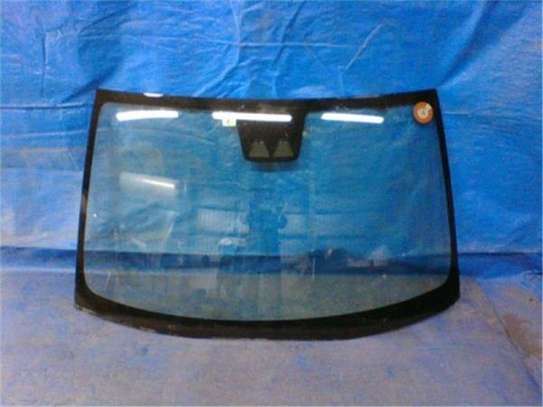 Front Windscreen for Toyota Passo free delivery and fitting image 1