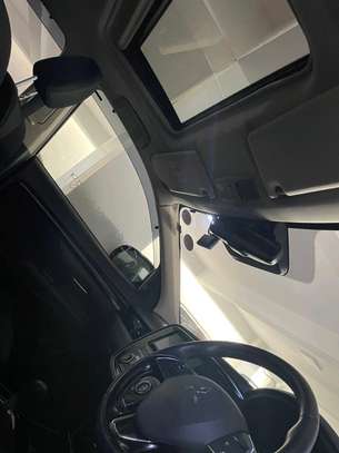 Mitsubish outlander Sunroof image 7