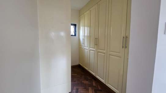 5 Bed House with En Suite in Loresho image 10