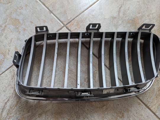 Front Kidney Grille Grill For 12-18 BMW F30 3 series 320i image 8