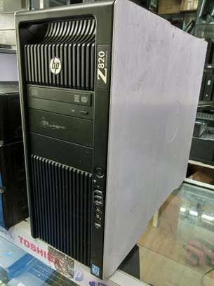HP Xeon Workstation Z820 image 3