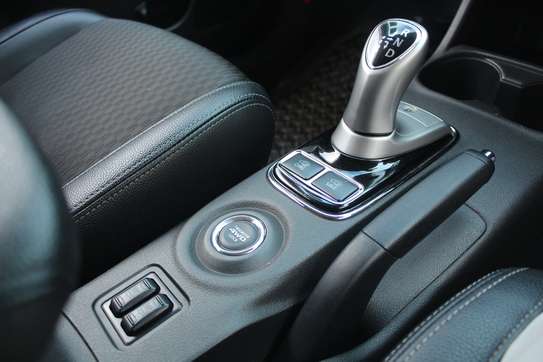 Mitsubishi Outlander PHEV GG2W 4WD 2015 image 4