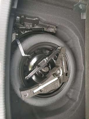 Volkswagen Golf TSI sunroof 2018 image 6