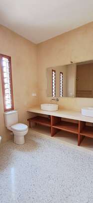 3 Bed Villa in Watamu image 16