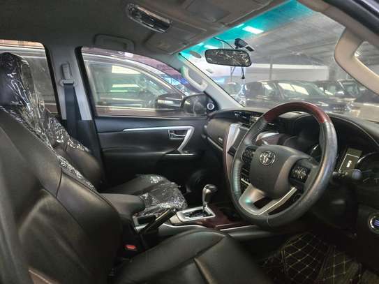 Toyota fortuner image 5