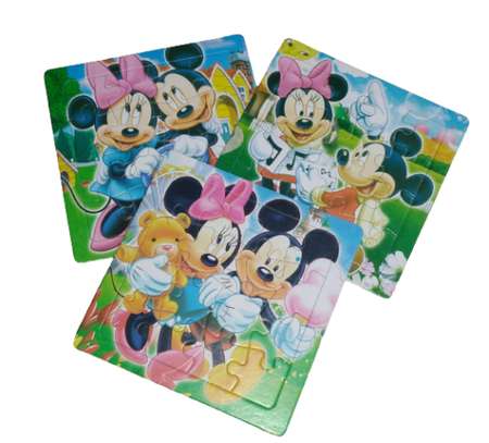2-in-1 Micky Mouse Puzzle and Colouring Piece image 1