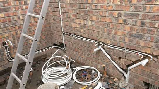 Plumber/Electrician Repair Service. Fast Friendly Service. image 7