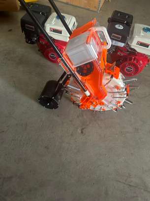 SEED PLANTER AND FERTILISER APPLICATOR FOR SALE image 2