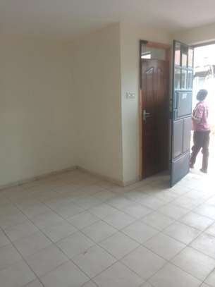 One bedroom apartment to let along Naivasha road image 4