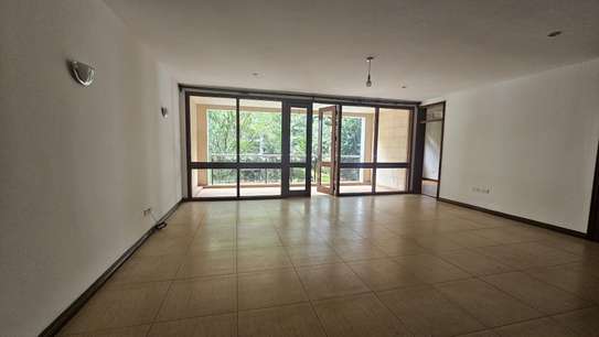 3 Bed Apartment with En Suite at Riverside image 8