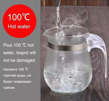 Heat Resistant Tea Infuser Kettle 1200mls image 1