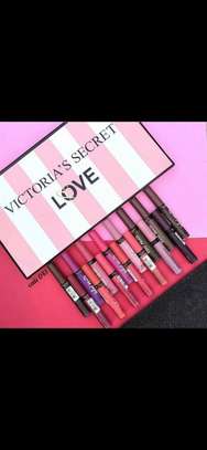 victoria secret image 3