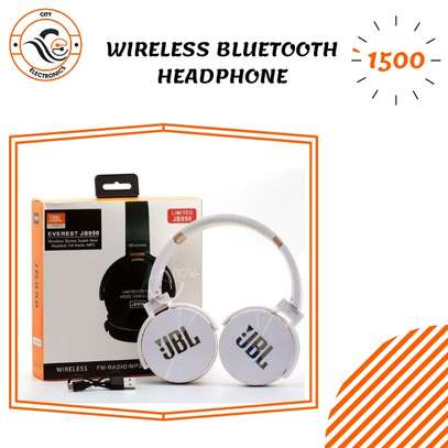 Wireless bluetooth headphones image 1