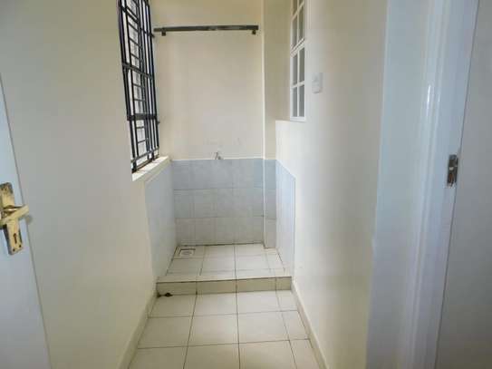 3 Bed Apartment with Parking at Makongeni image 4