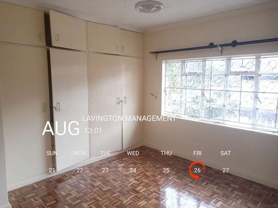 4 bedroom townhouse for rent in Kilimani image 19