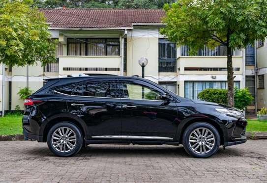 2018 Toyota harrier image 2