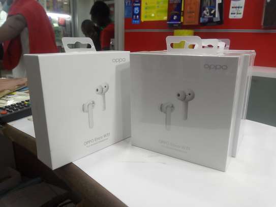 Oppo Enco W31 In-Ear True Wireless Earphones image 2