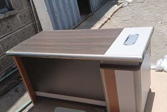 Office Desk; Easy-to-maintain Finish Office Desk image 6