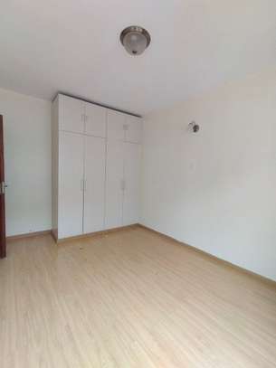 2 Bed Apartment with En Suite in Kilimani image 4