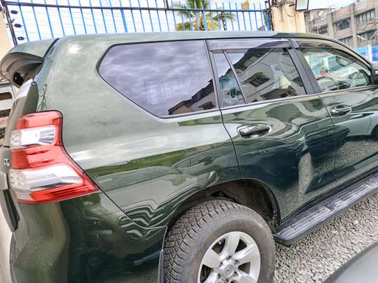 Toyota land cruiser Prado jungle green image 10