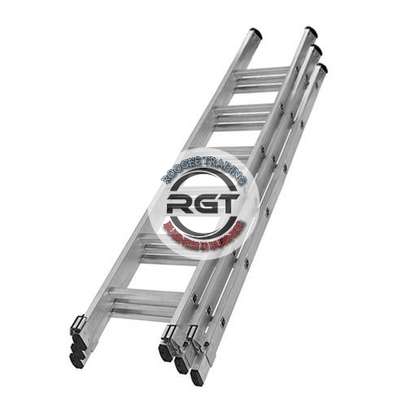 TRIPPLE EXTENSION ALUMINIUM LADDERS FOR SALE image 3