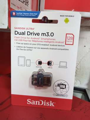 Sandisk OTG Flash Drive - 128GB - Black image 2