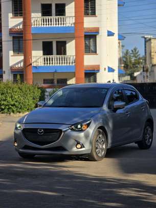 Demio 2018model petrol image 6