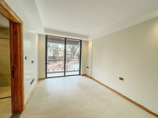 3 Bed Apartment with En Suite in Westlands Area image 9
