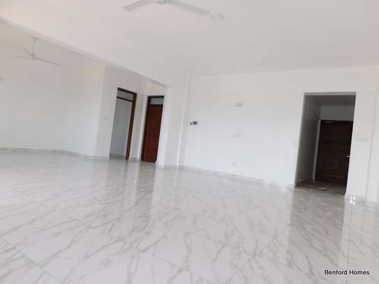 4 bedroom apartment for rent in Mombasa CBD image 13