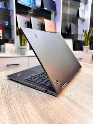 Lenovo X1 yoga core i7 11th gen 512Gb/16gb ram image 2
