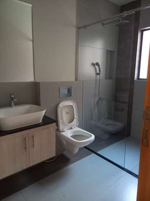 3 Bed Apartment with En Suite in Kileleshwa image 28