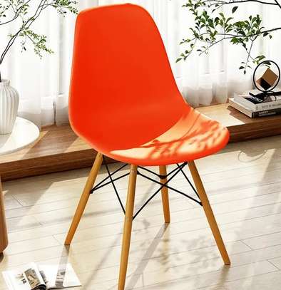 Office Chair: Modern Eames Study/Dining Chair image 5