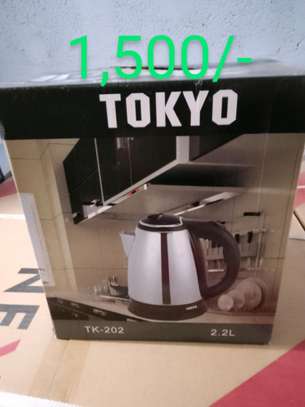 Tokyo kettle 2.2 litres image 1