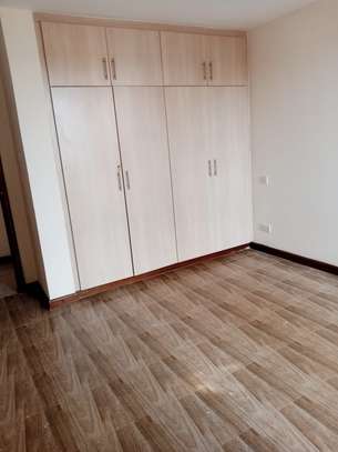 3 Bed Apartment with En Suite at Parklands Road image 5