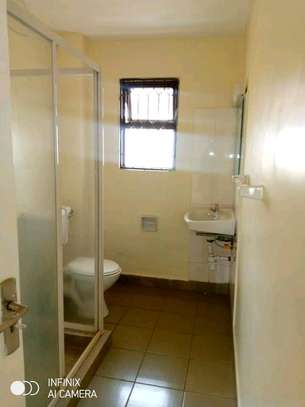 3 bedroom apartment for rent in nyayo Embakasi image 5