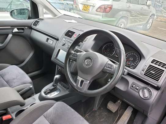 VW TOURAN image 7