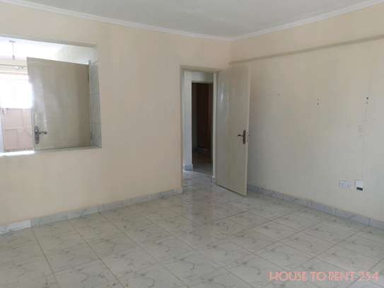 TWO BEDROOM MASTER ENSUITE TO RENT IN 87 WAIYAKI WAY FOR 22K image 2