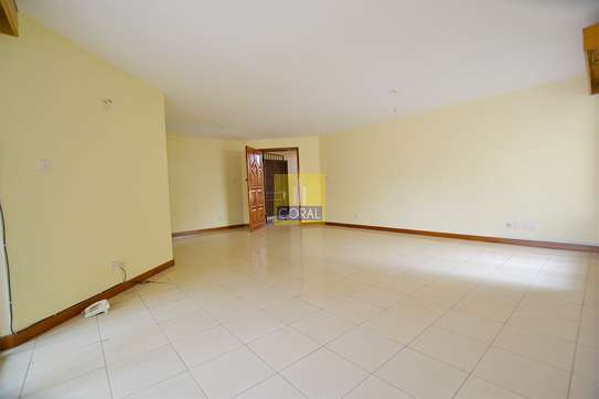 3 Bed Apartment in Brookside image 14
