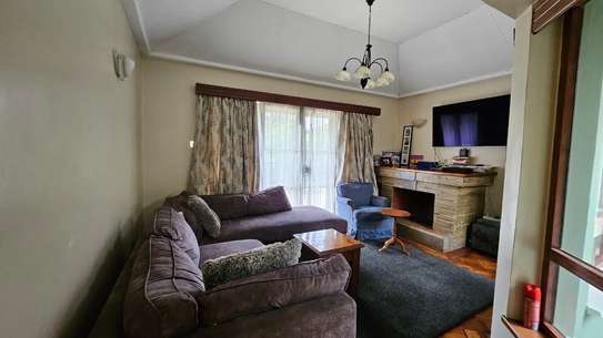 5 Bed House with En Suite in Runda image 11